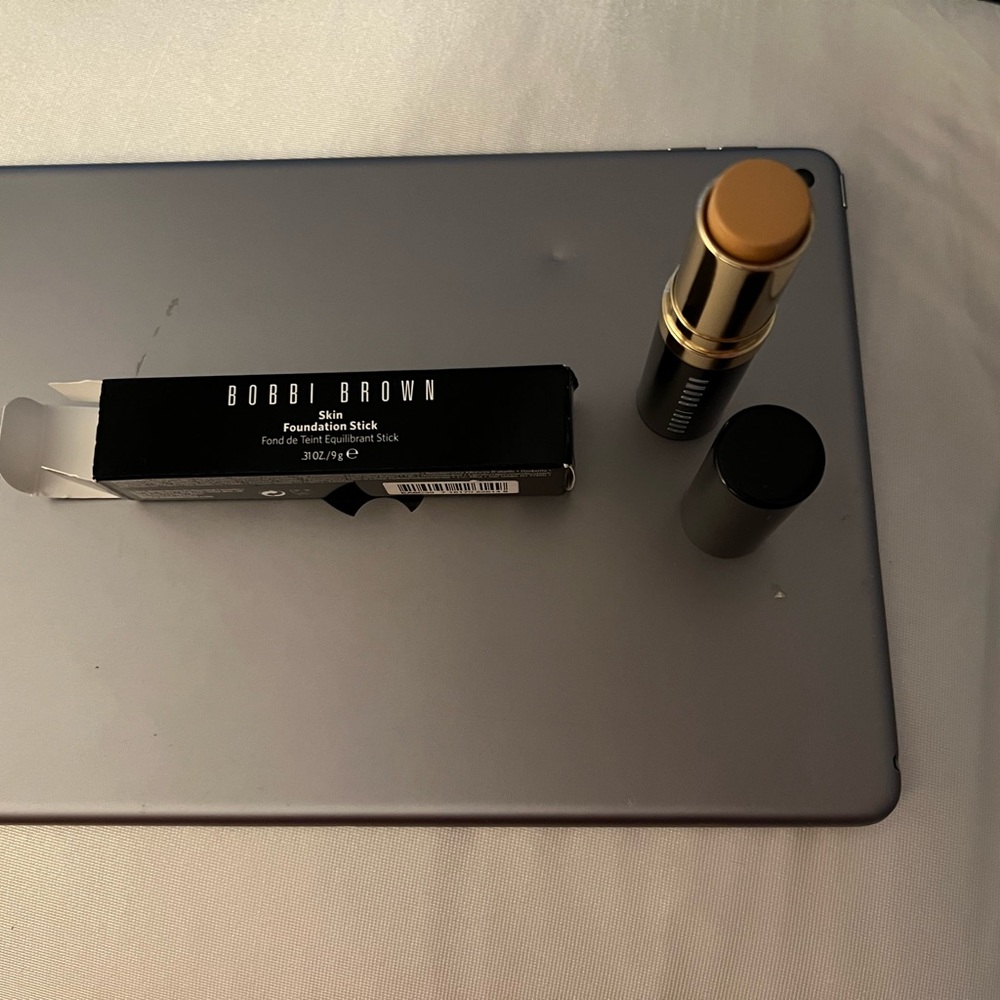 Bobbi Brown Skin Foundation Stick in Cool Beige